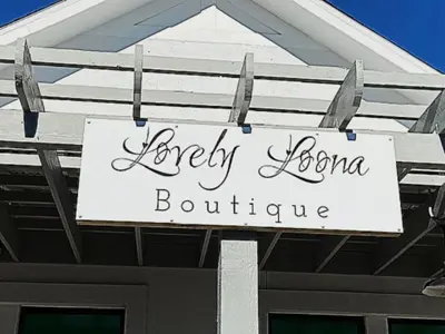 Exterior Signs Photo